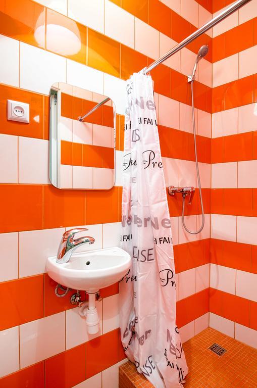 לבוב Economy Apartment On Rappoporta 7A-1 מראה חיצוני תמונה