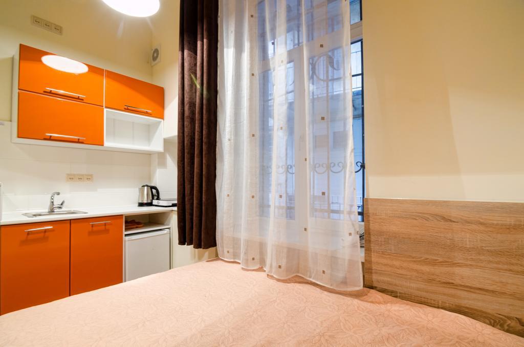 לבוב Economy Apartment On Rappoporta 7A-1 מראה חיצוני תמונה